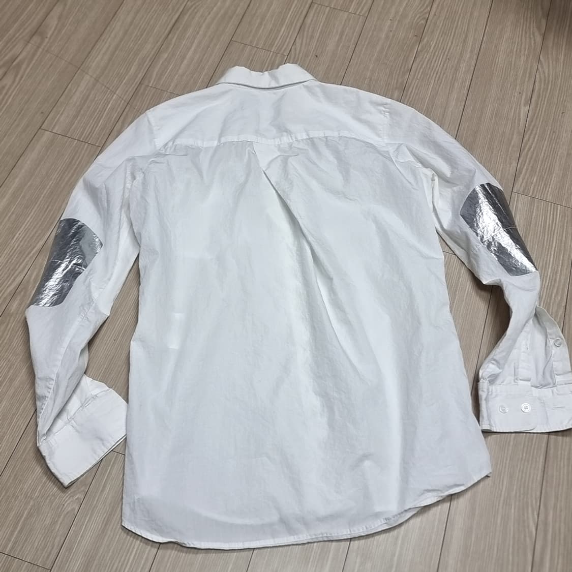 골든구스 LUXE BRAND 화이트 셔츠(xs) 상품이미지6