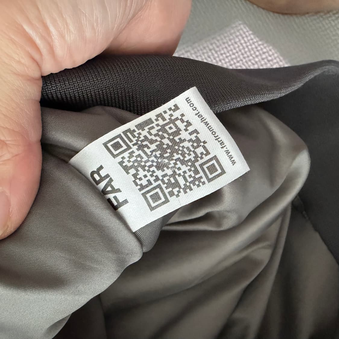 FAR FROMWHAT 다운패딩 아노락 차콜그레이 L 상품이미지7