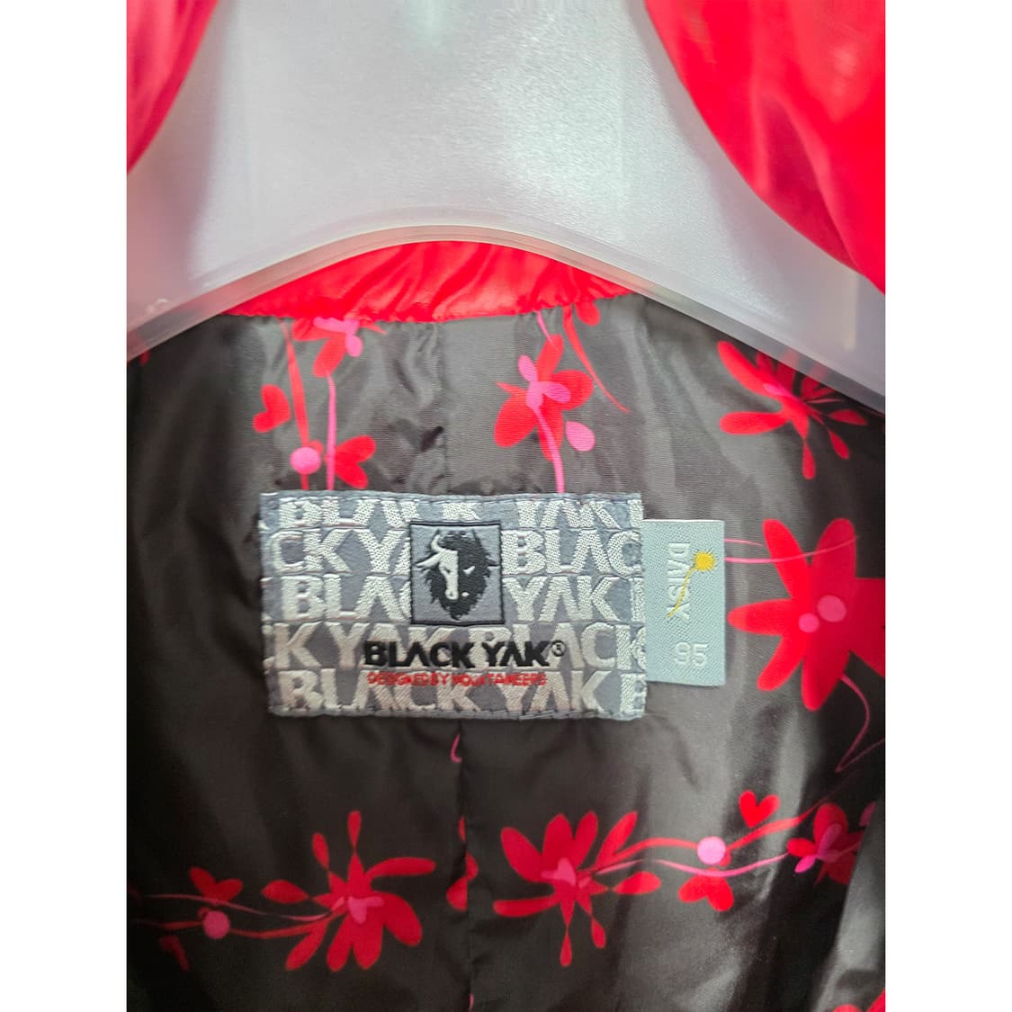 택포// 블랙야크 여성 구스다운 숏패딩 95 상품이미지2