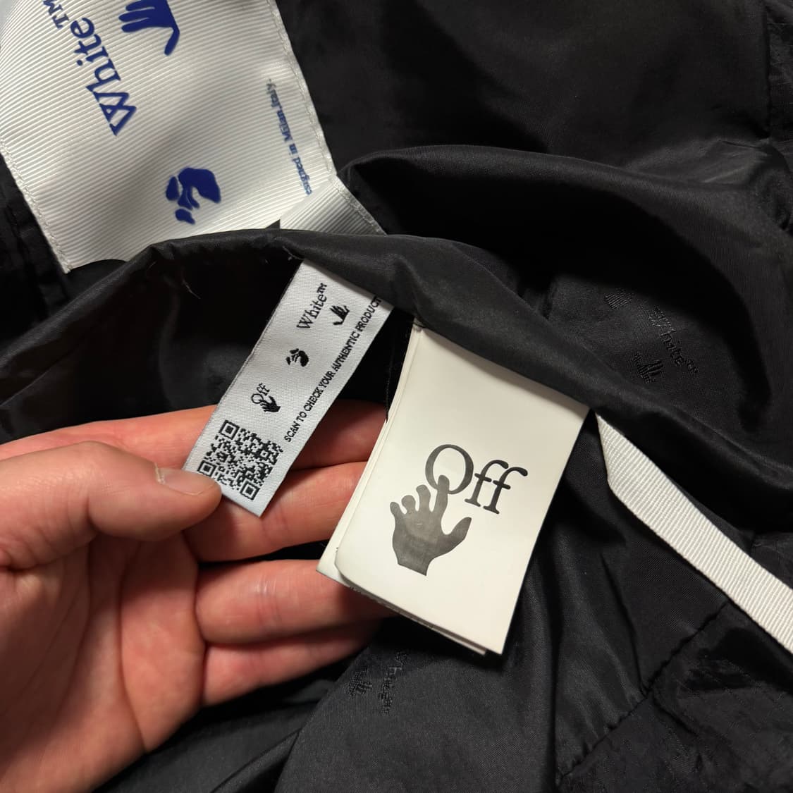 오프화이트 벨티드 세미오버 패딩 점퍼 상품이미지5