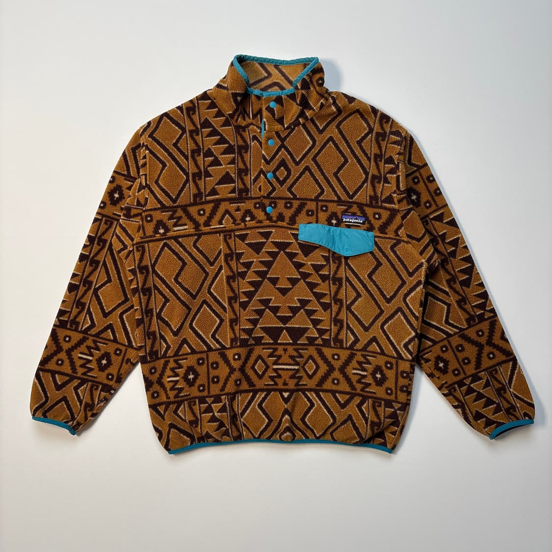 [M] 파타고니아 신칠라 브라운패턴 스냅티 상품이미지1