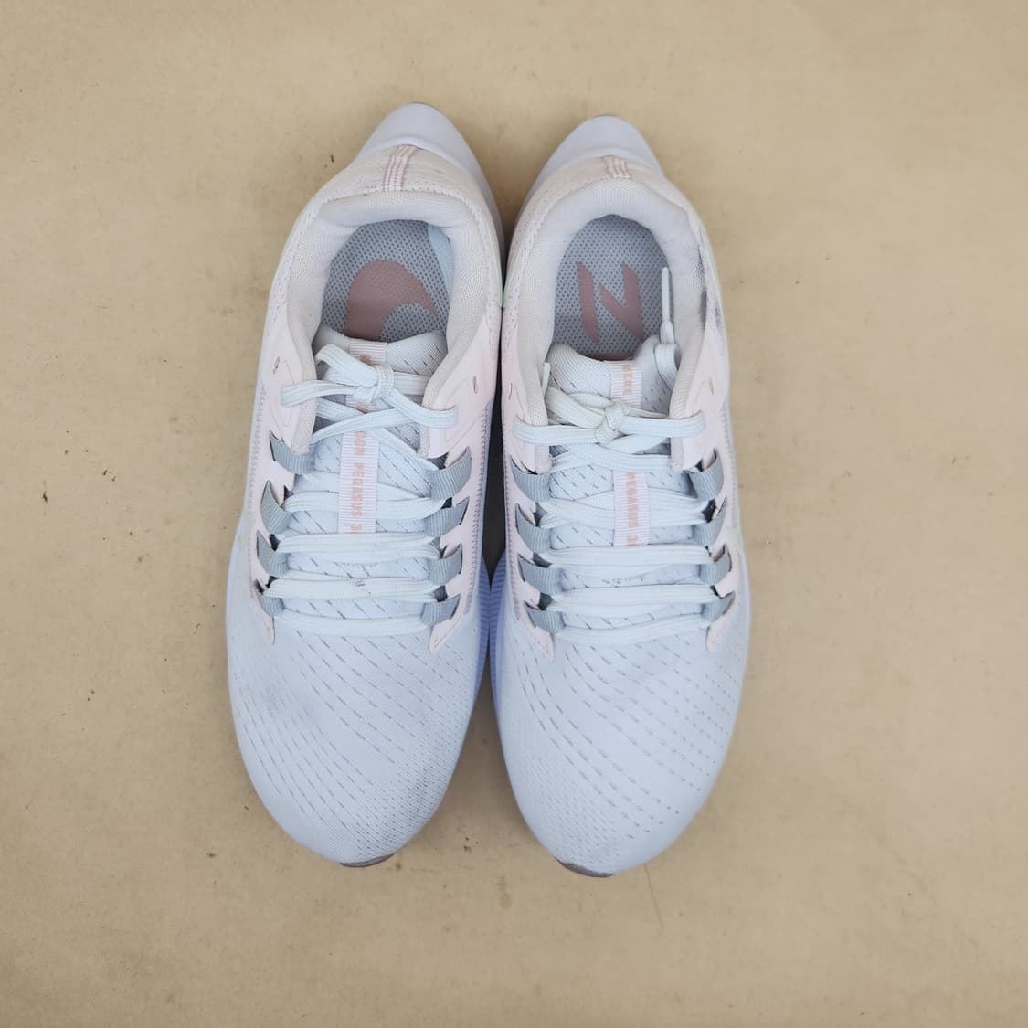 나이키 에어줌 페가수스38 여성런닝화250 상품이미지2