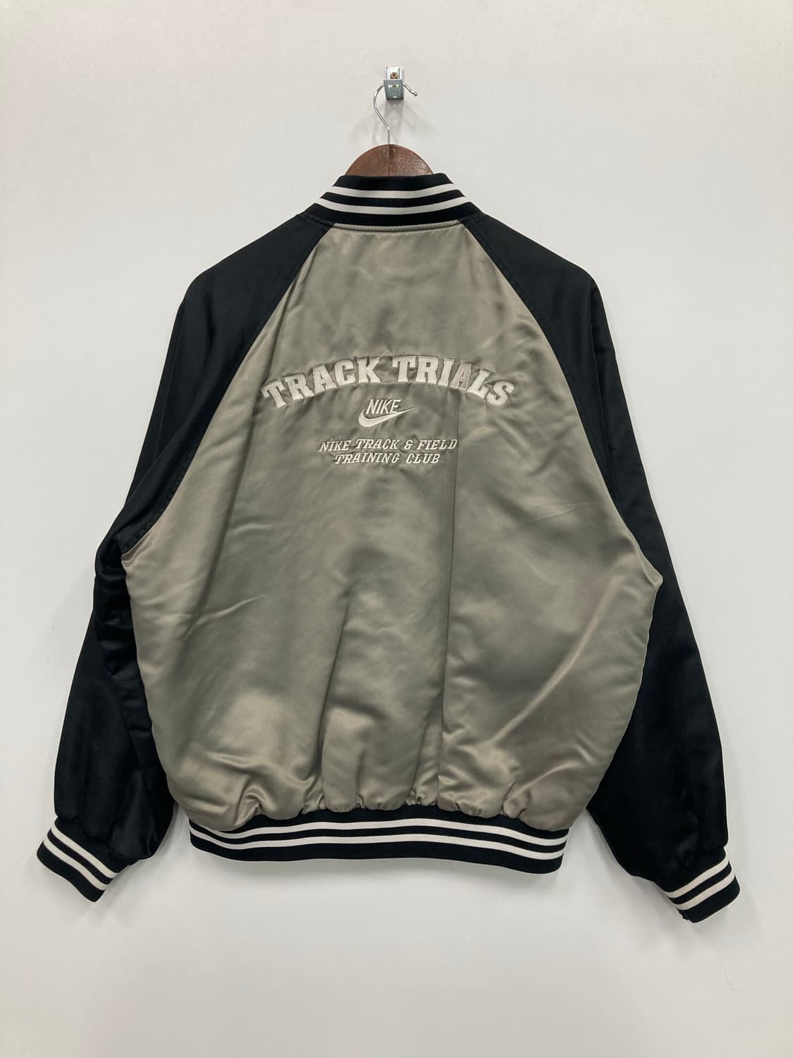 나이키 스타디움 트렉 트레일 올드스쿨 바시티 상품이미지2