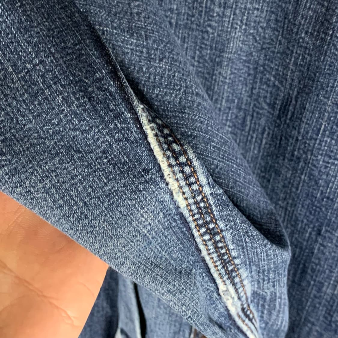 [L] 칼하트 릴렉스드핏 데님 워크셔츠 상품이미지7