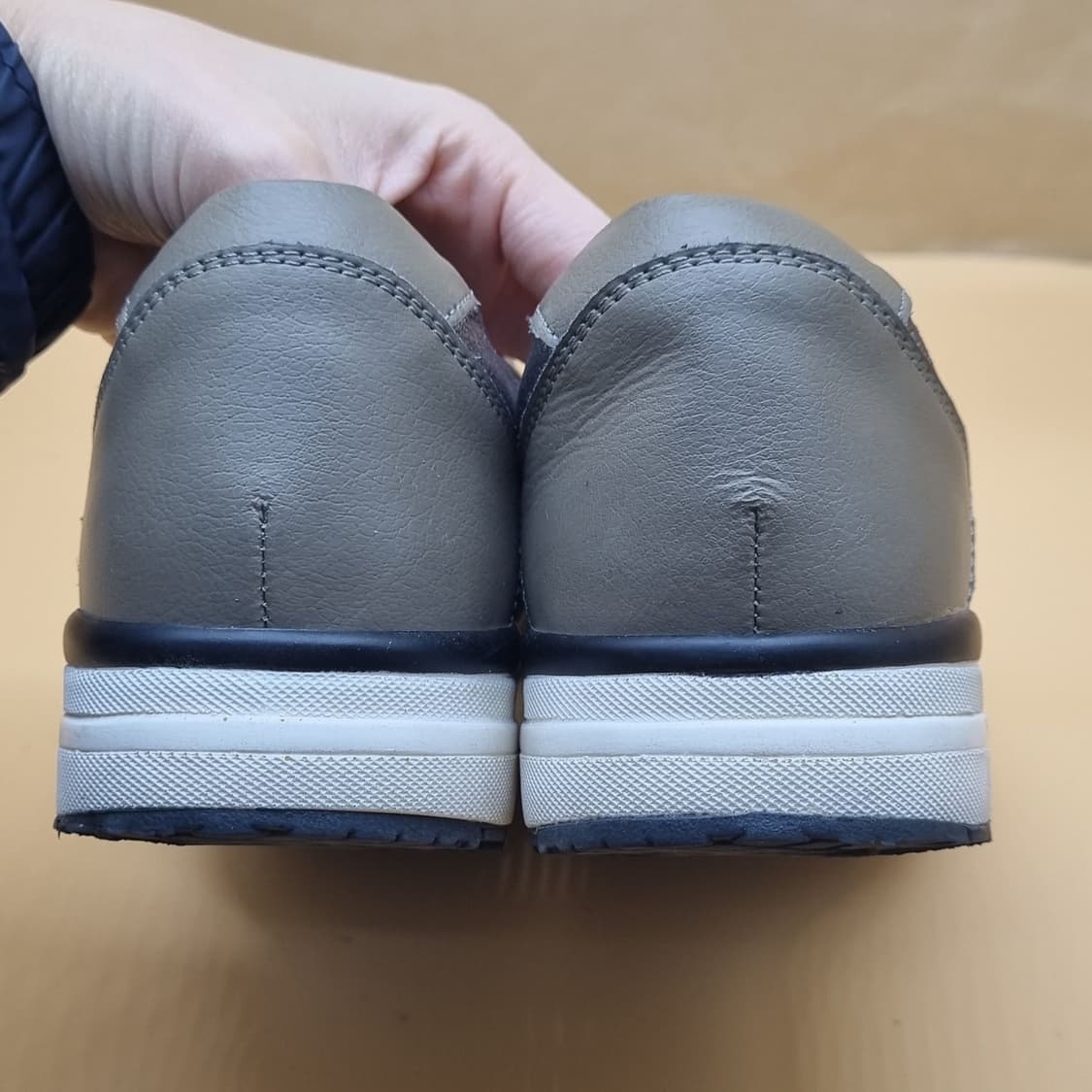 버팔로 소가죽 여성슬립온235 굽4. 상품이미지4