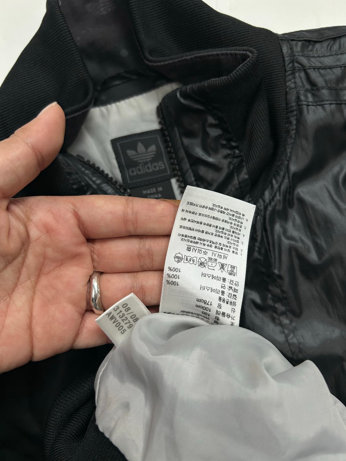 아디다스 실버 로고 유광 바람막이 트랙탑 100 상품이미지5