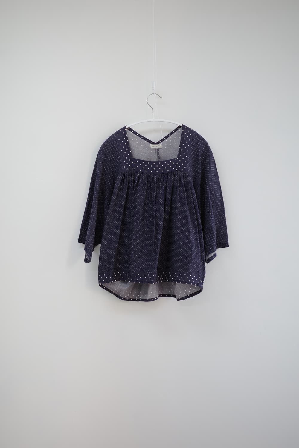 Mayme navy dot square blouse 상품이미지6
