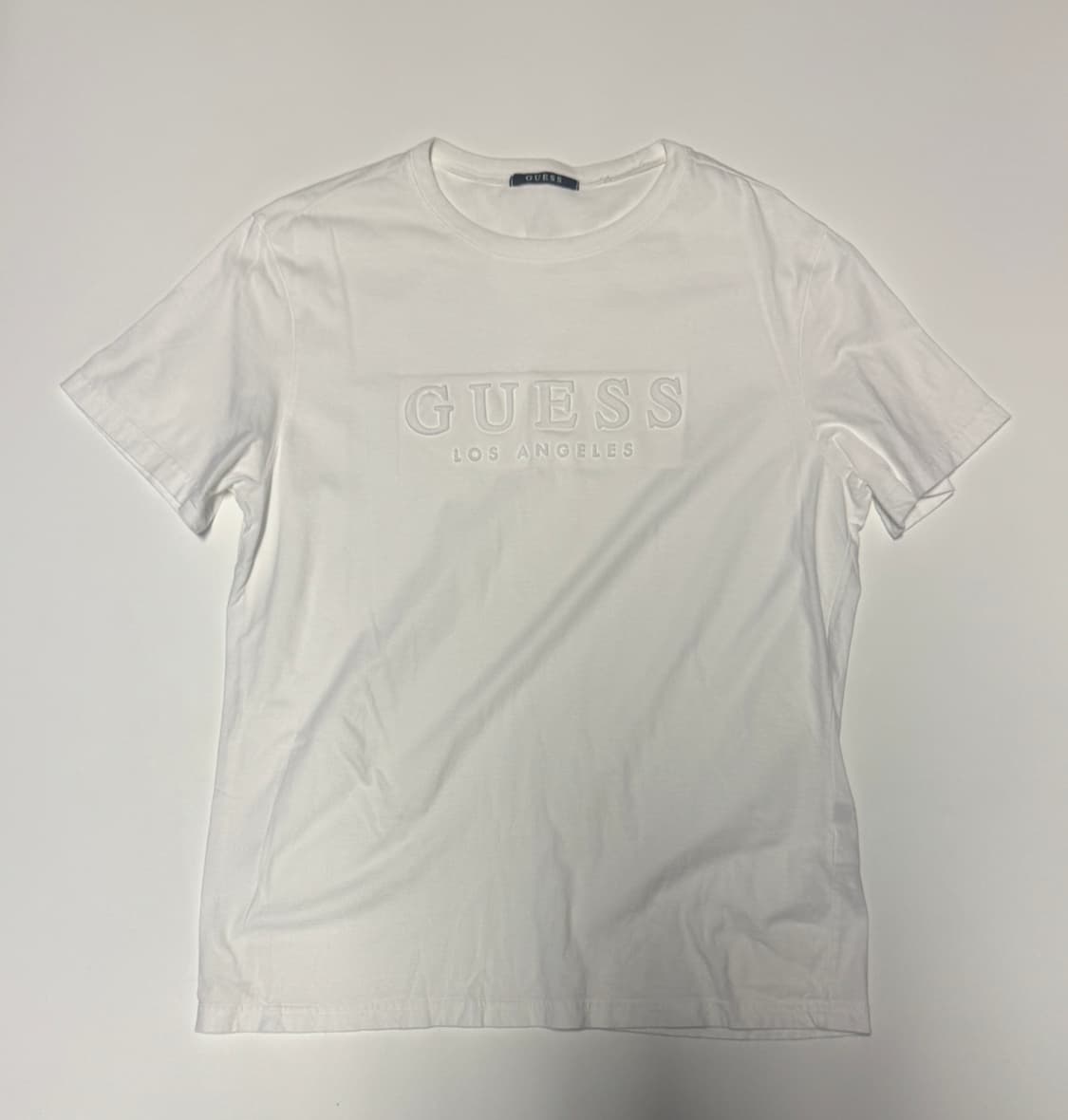 게스 Guess 화이트 스펠아웃 반팔 티셔츠 L ~ XL 상품이미지1