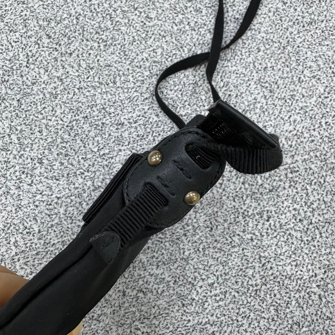 페라가모 바라 리본 숄더백 0414J 상품이미지3