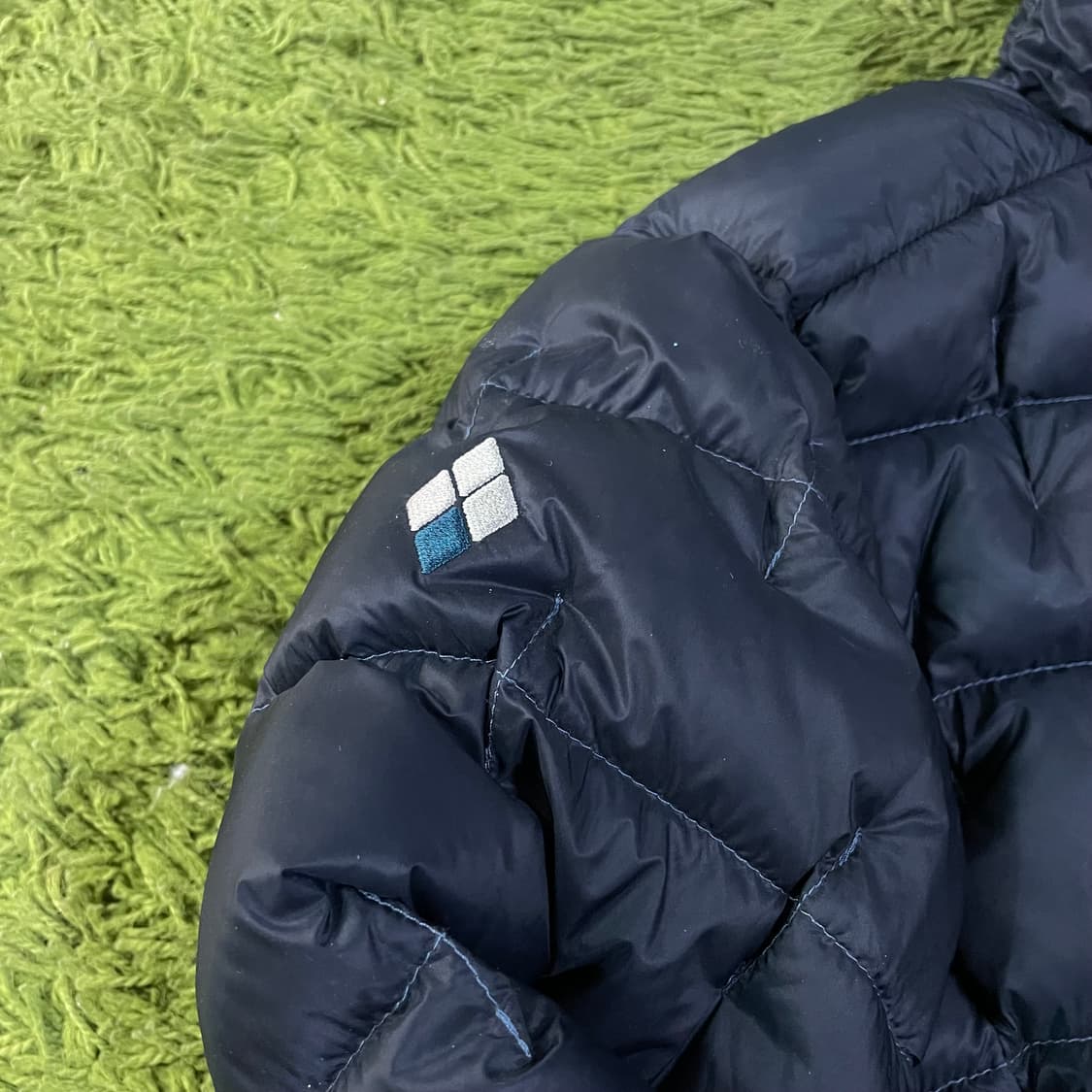 몽벨 경량패딩 상품이미지3