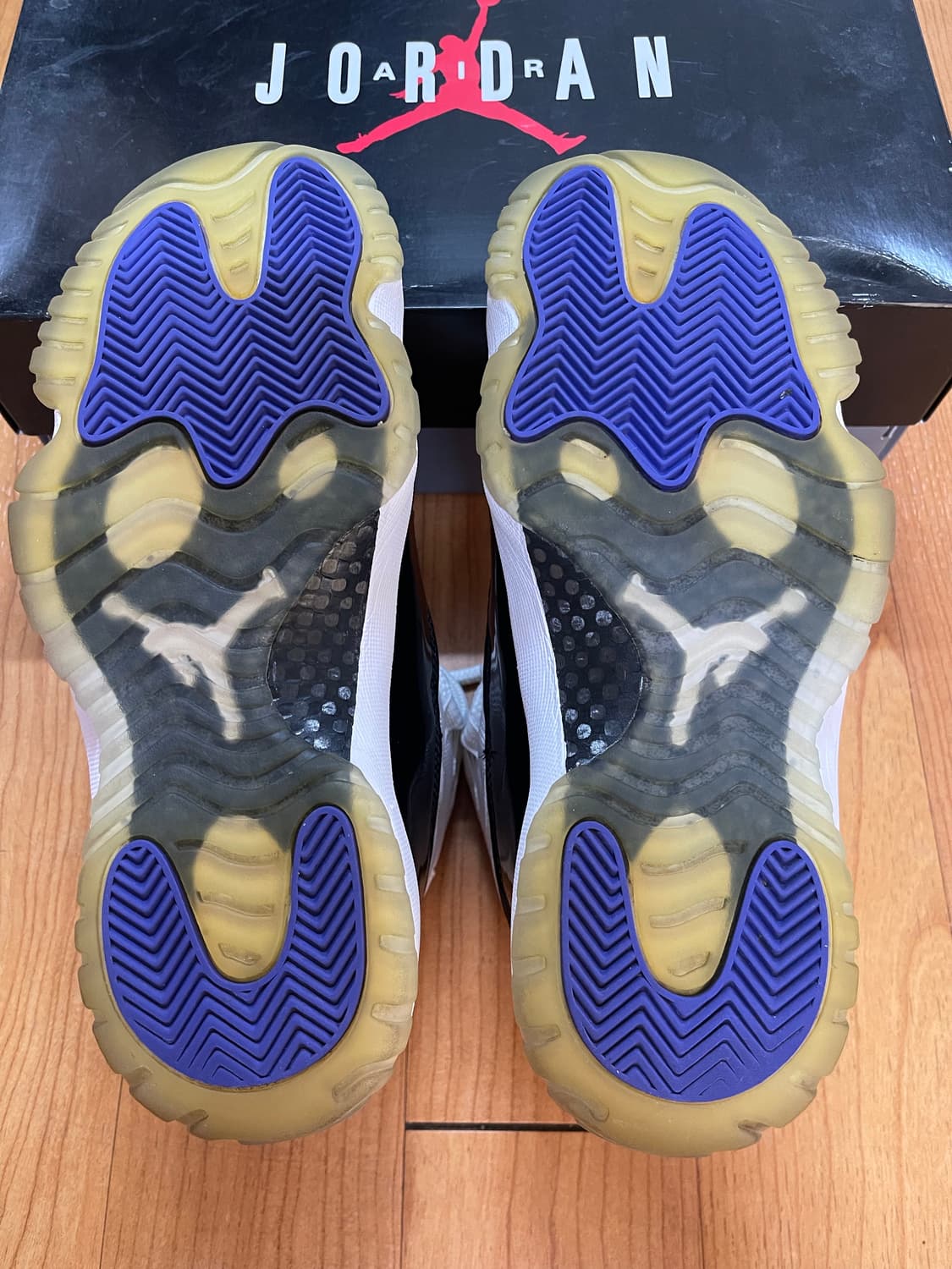 조던 11 레트로 콩코드 2018 상품이미지9