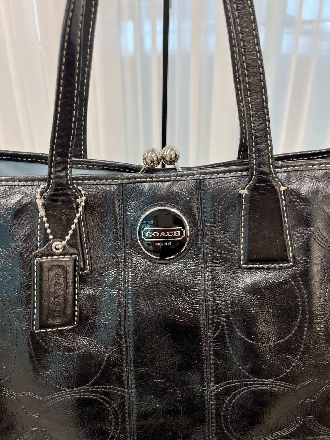 Coach Black Enamel Bag 상품이미지6