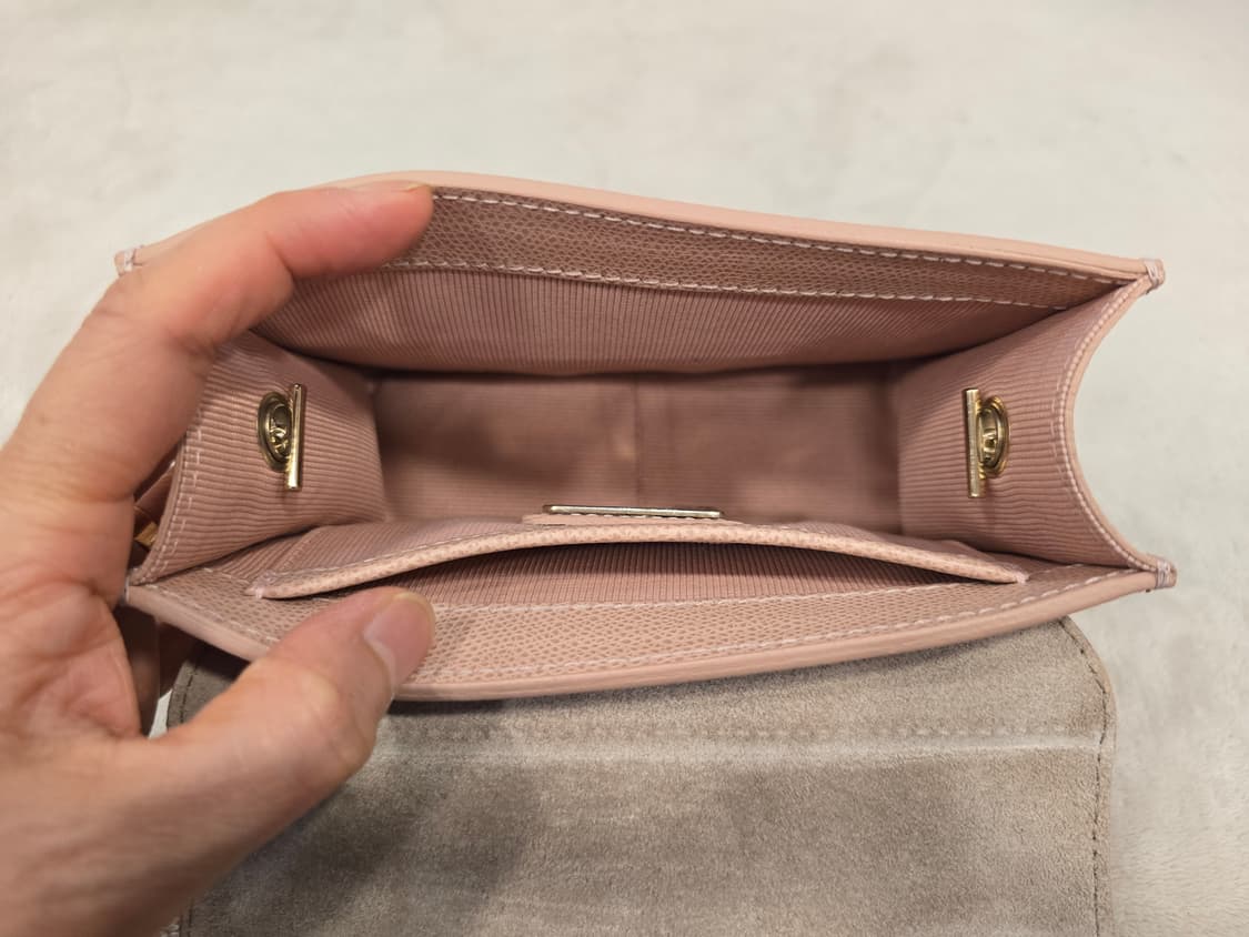 훌라 FURLA 메트로폴리스 미니 크로스백 체인백 가방 상품이미지9