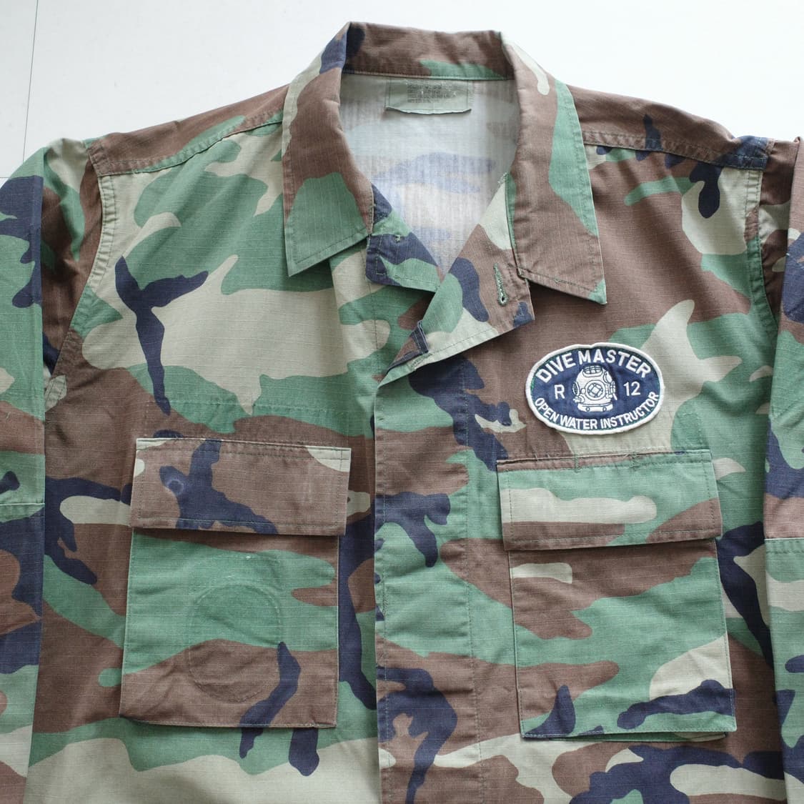 00s 미군 BDU 우드랜드 자켓 (L-L) 다이브마스터 패치 상품이미지2