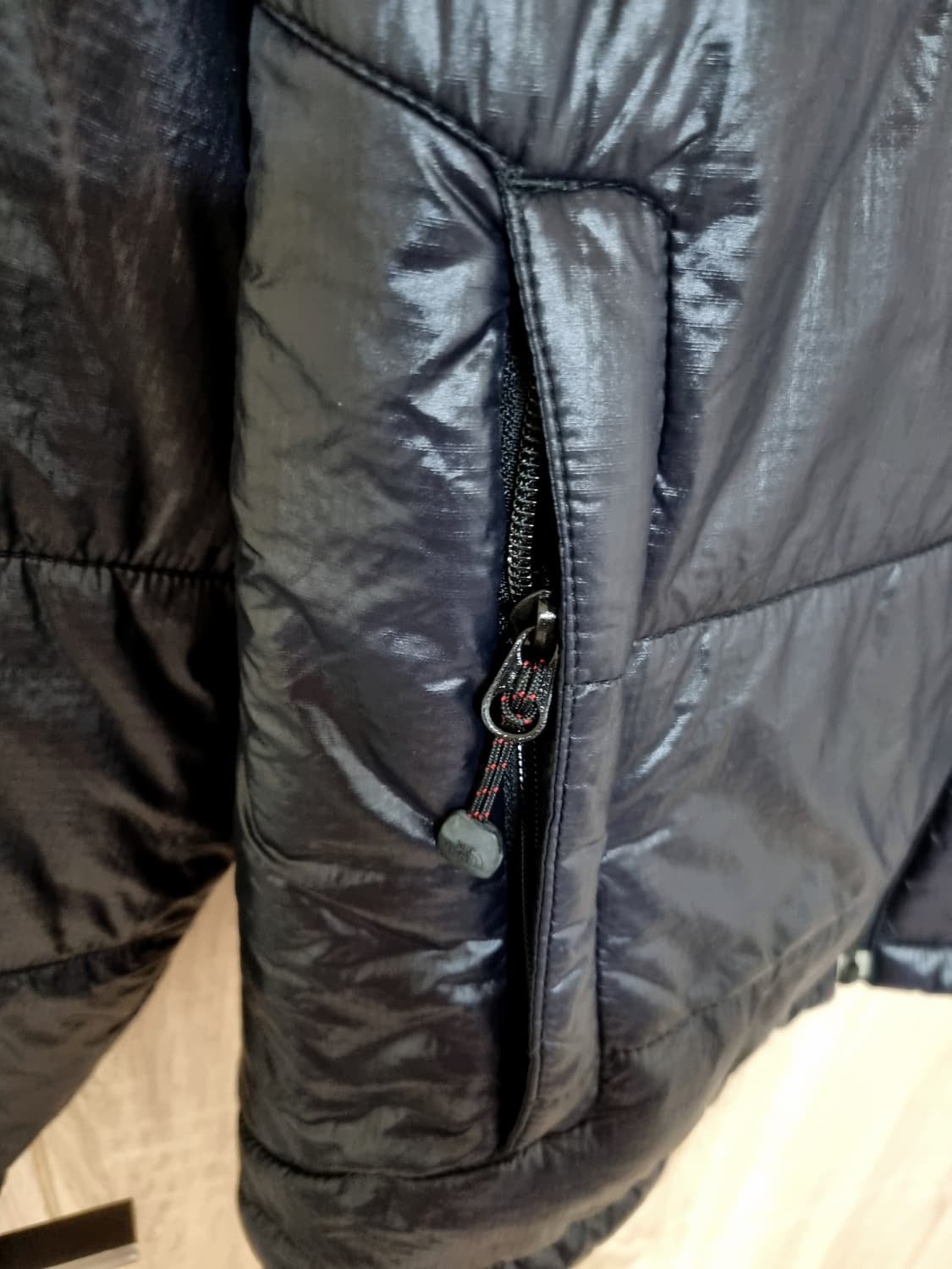 노스페이스 구스패딩 상품이미지3