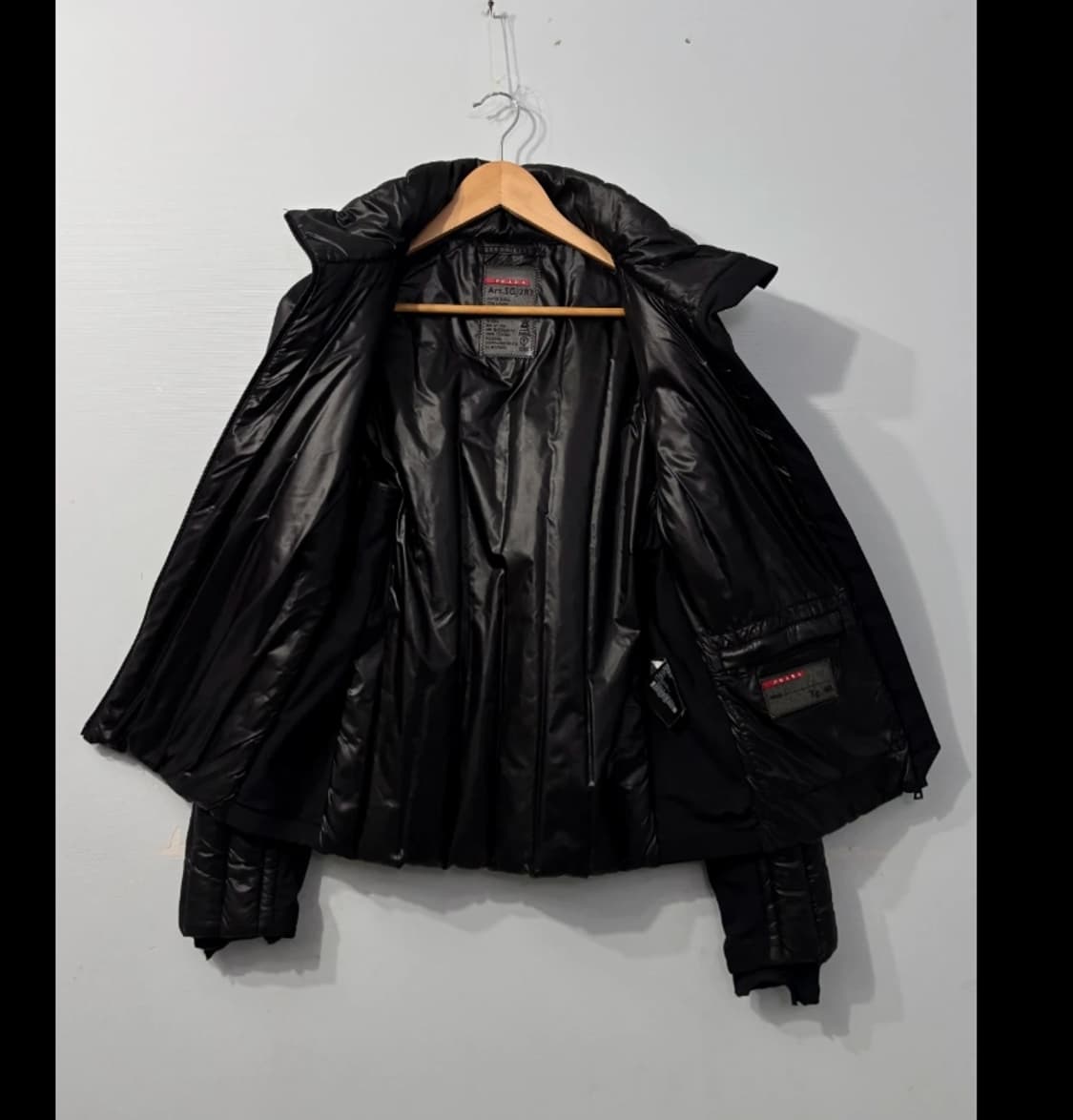 정품 프라다 팔라스 패딩 블랙 95 상품이미지7