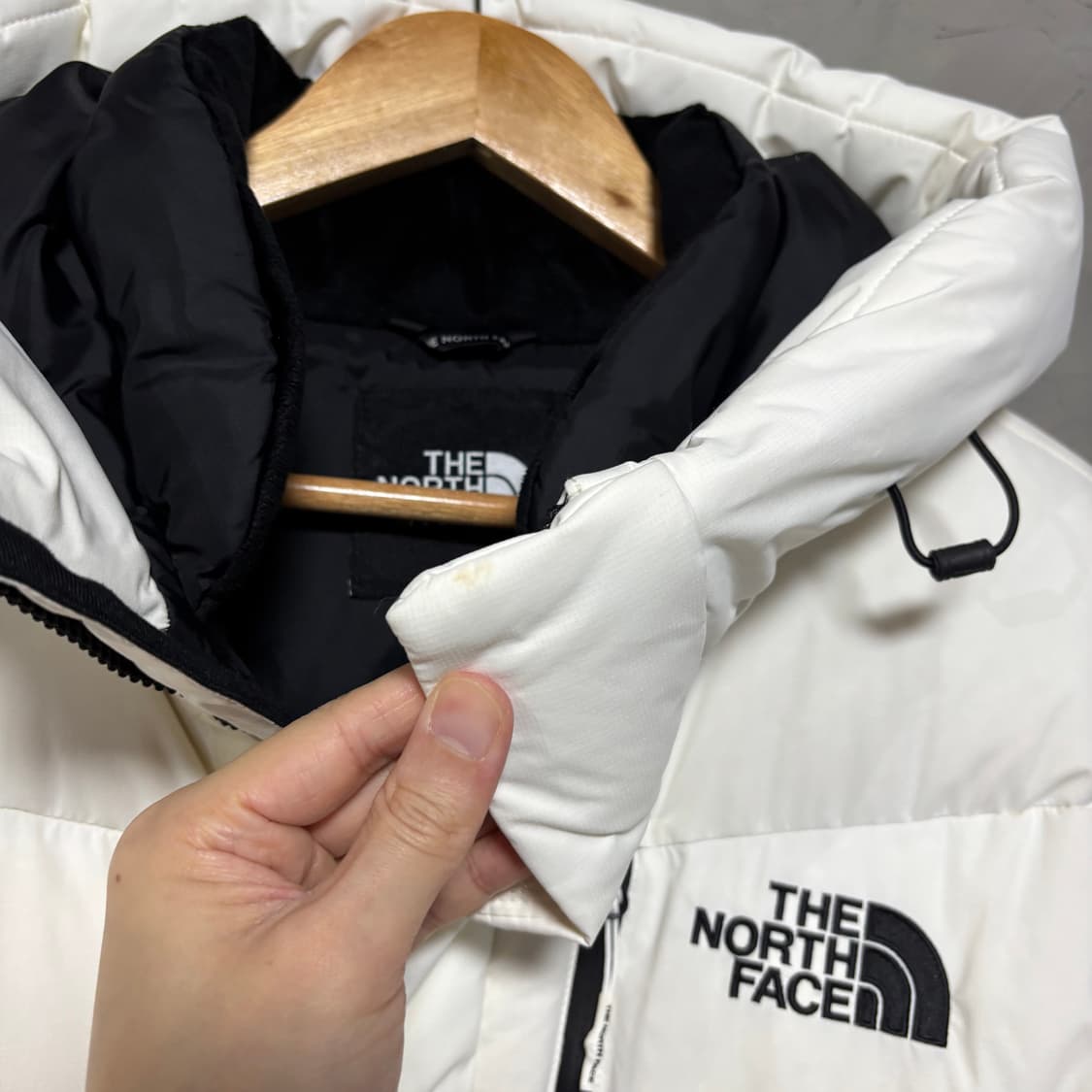 노스페이스 구스다운 롱패딩 화이트 상품이미지4