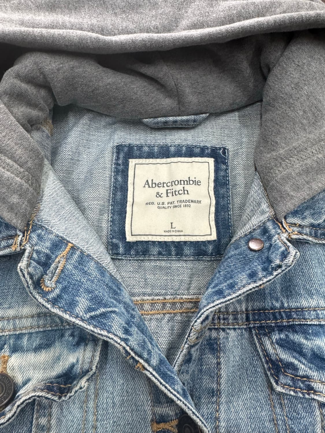 abercrombie&fitch 데님 후드자켓 상품이미지2