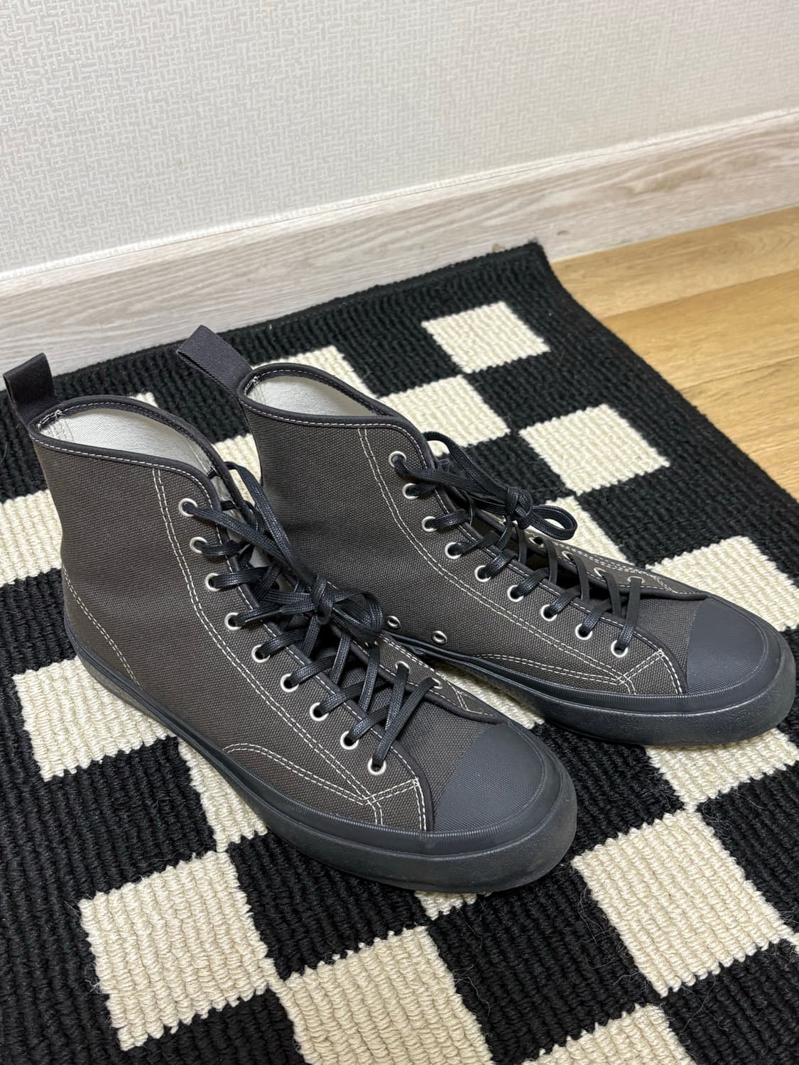 (260)문스타 하이바스켓 챠콜 저먼트레이너 둑슈즈 상품이미지3