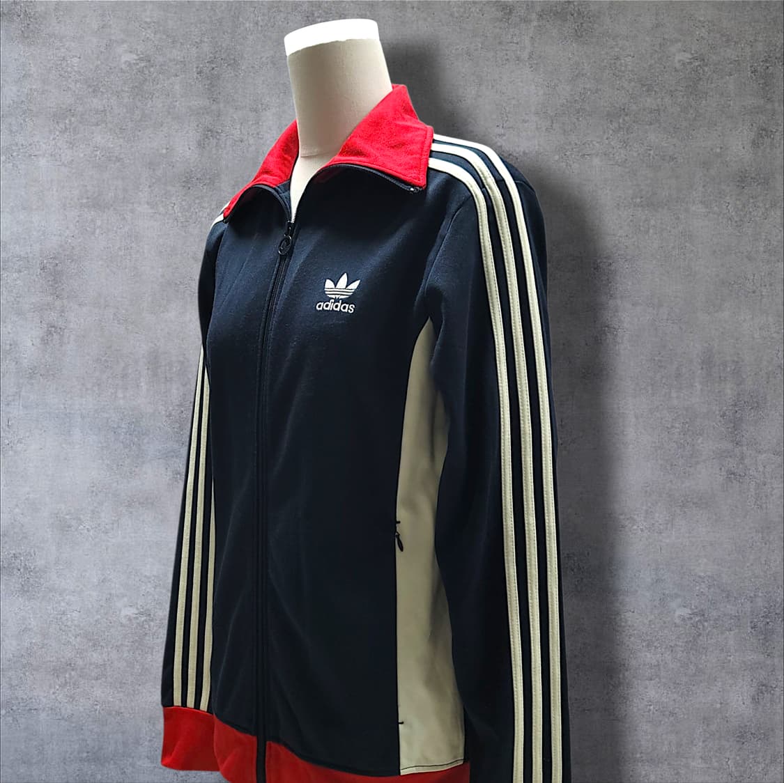 [100] 아디다스 네이비&화이트 라인 시보리 레드 유로파 트랙탑 져지 상품이미지3