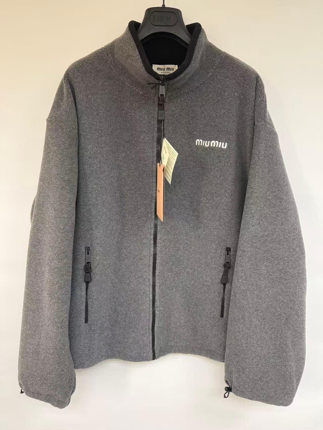 미우미우 후리스 집업 자켓 상품이미지1