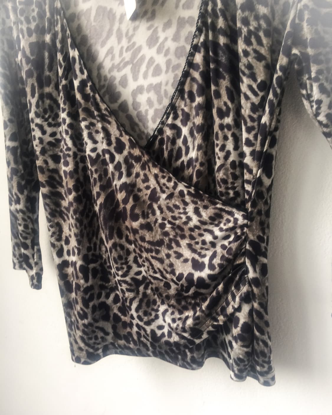 Leopard pattern sleeve 상품이미지3