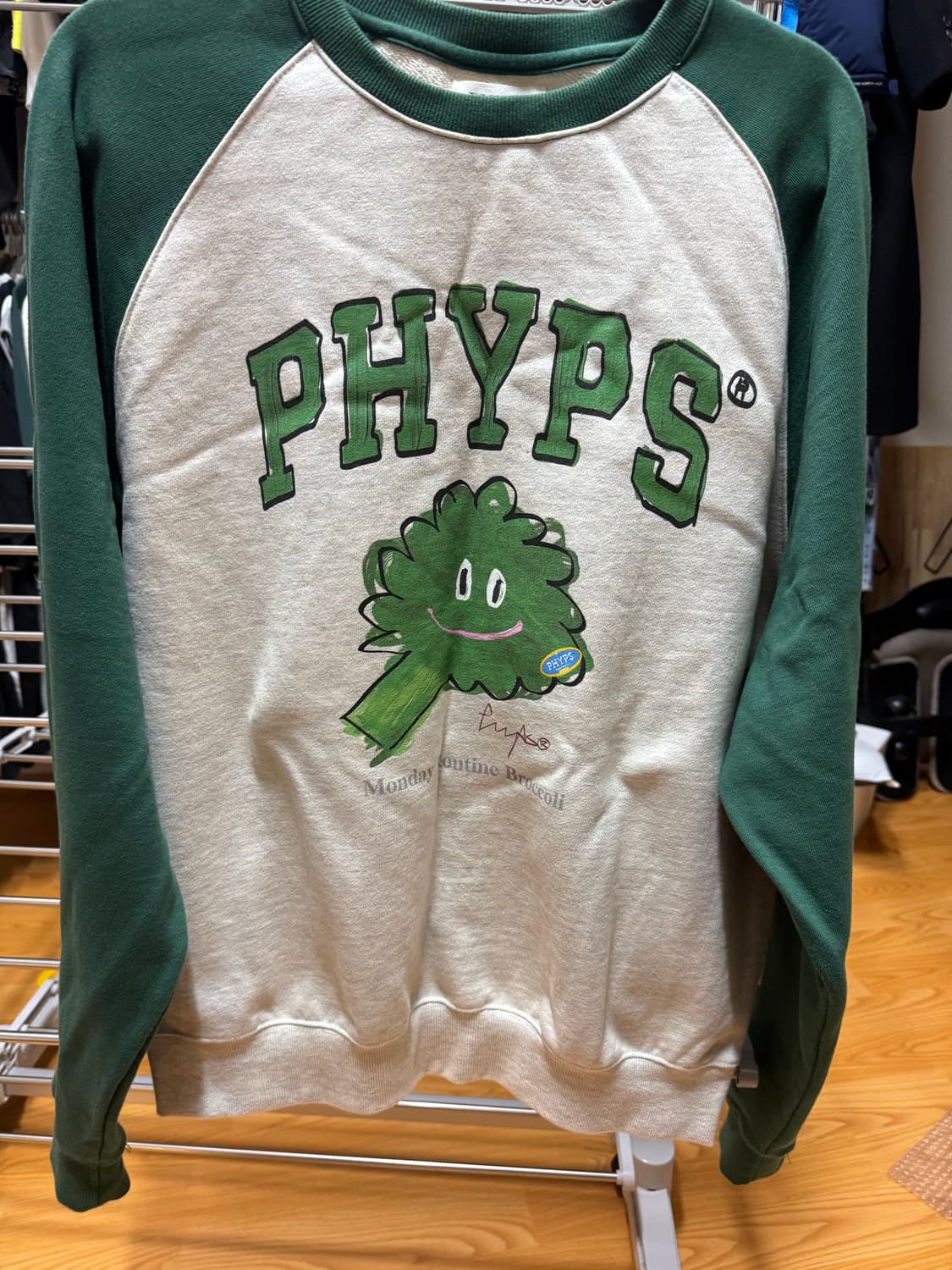 피지컬에듀케이션 디팔트먼트 맨투맨 xl 상품이미지1