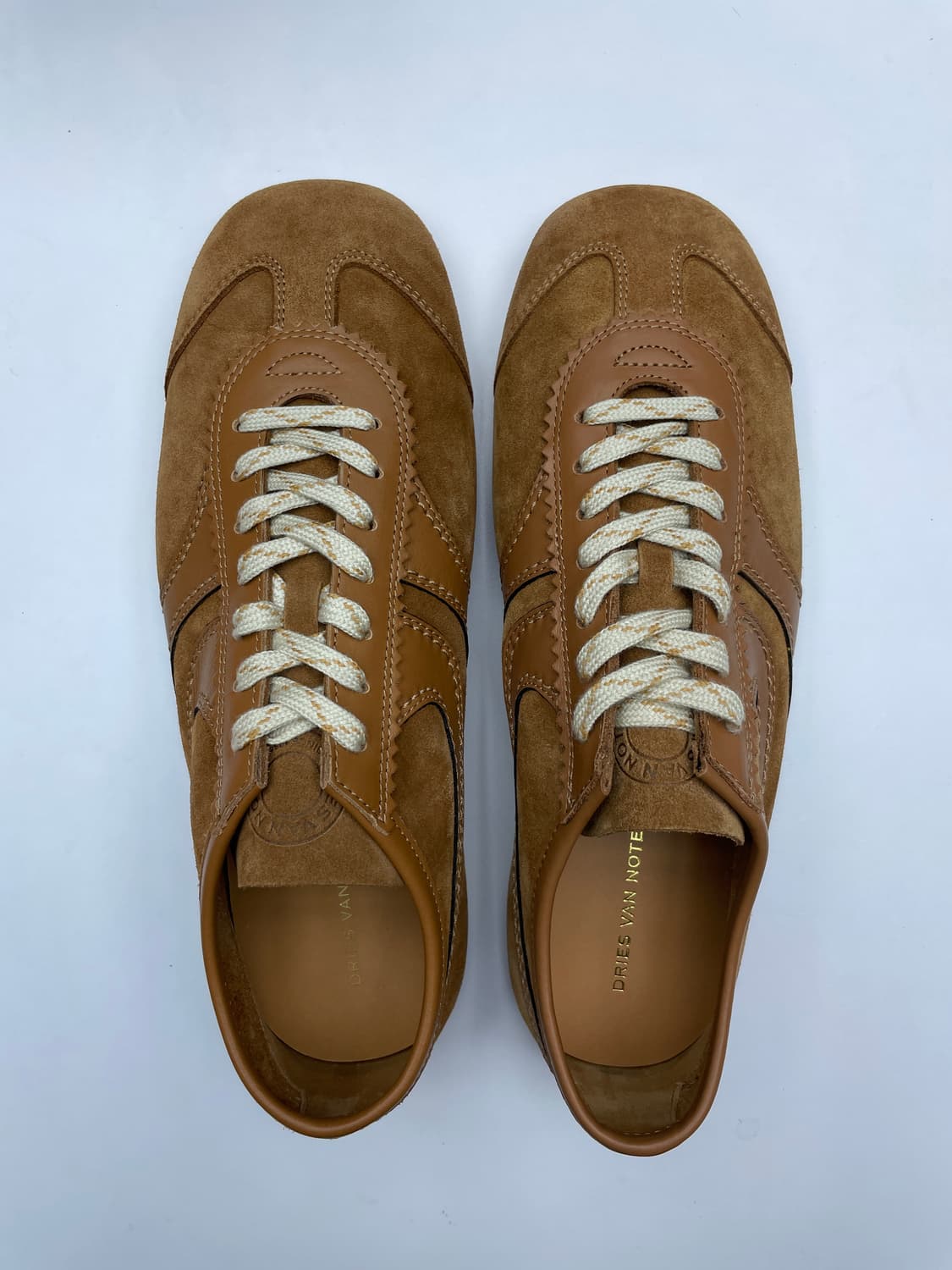 드리스반노튼 스웨이드 스니커즈 42 상품이미지1