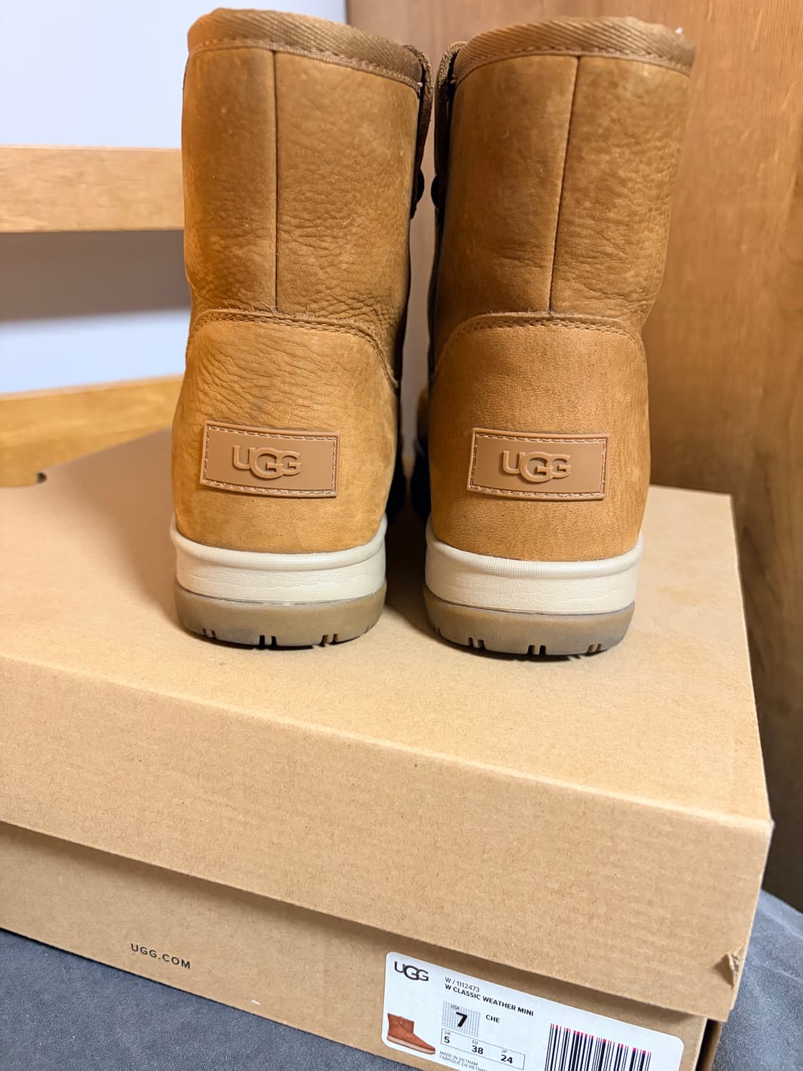 UGG 어그 클래식 웨더 부츠 상품이미지3