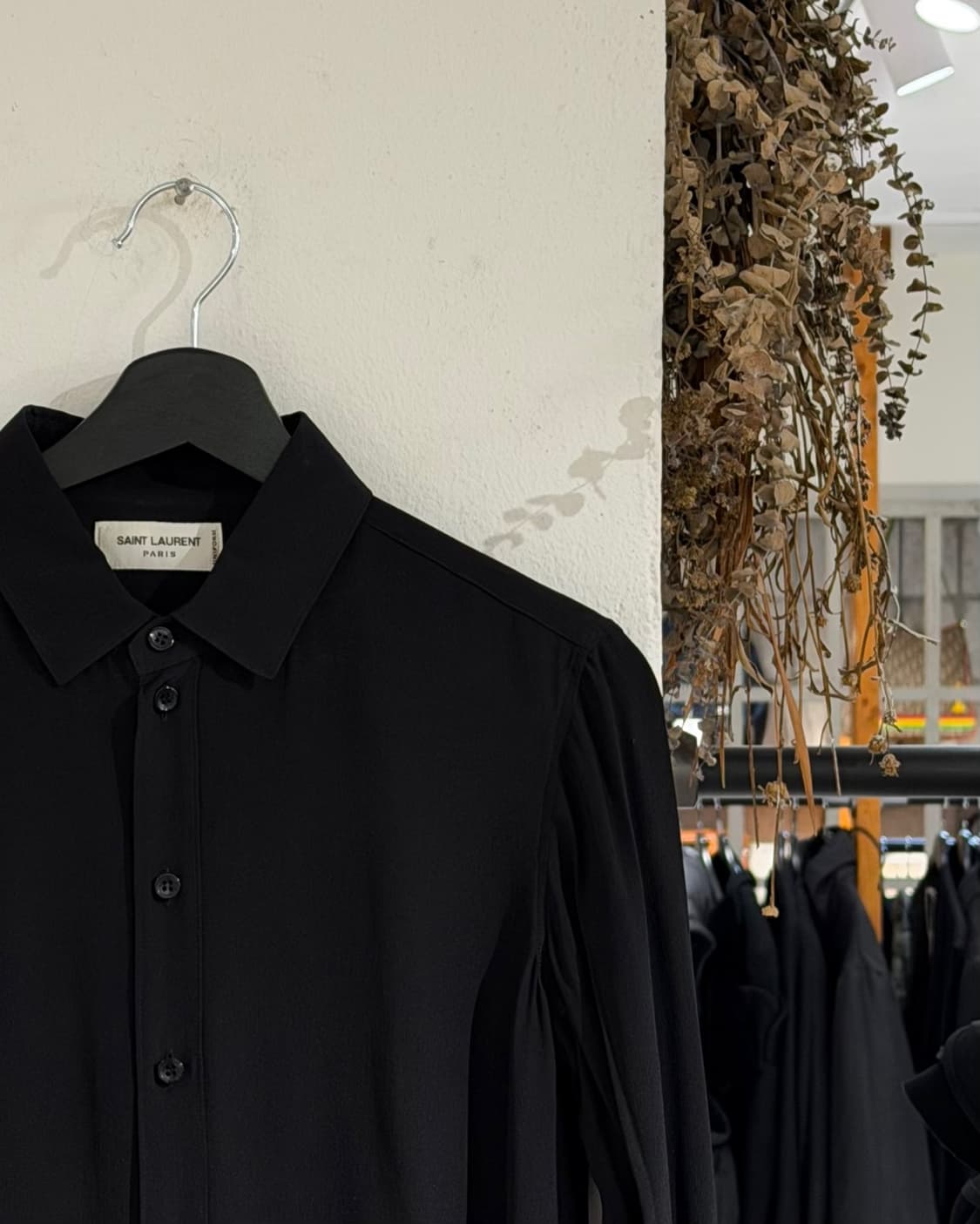 생로랑 유니폼 블랙 클래식 셔츠 상품이미지3