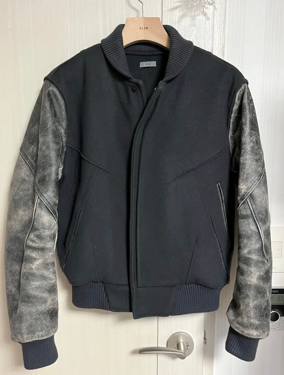 엑슬림 ep6 바시티자켓 차콜 xs 상품이미지1