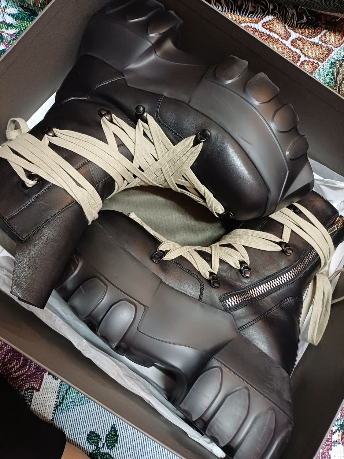 급히처분)릭오웬스 메가트랙터 부츠 39 상품이미지1