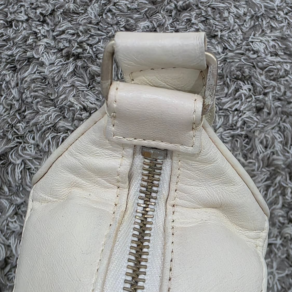 샤넬 초코바 이스트웨스트 숄더백 상품이미지7