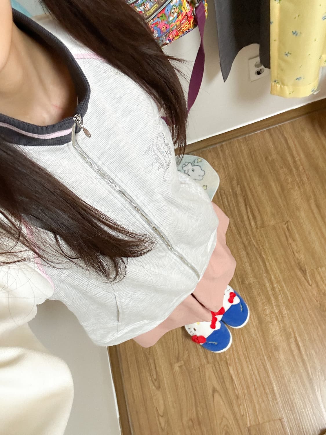 빈티지 그레이 핑크 브라운 큐빅 집업 히메갸루 로걀 스포츠 아일릿 모리걸 상품이미지1