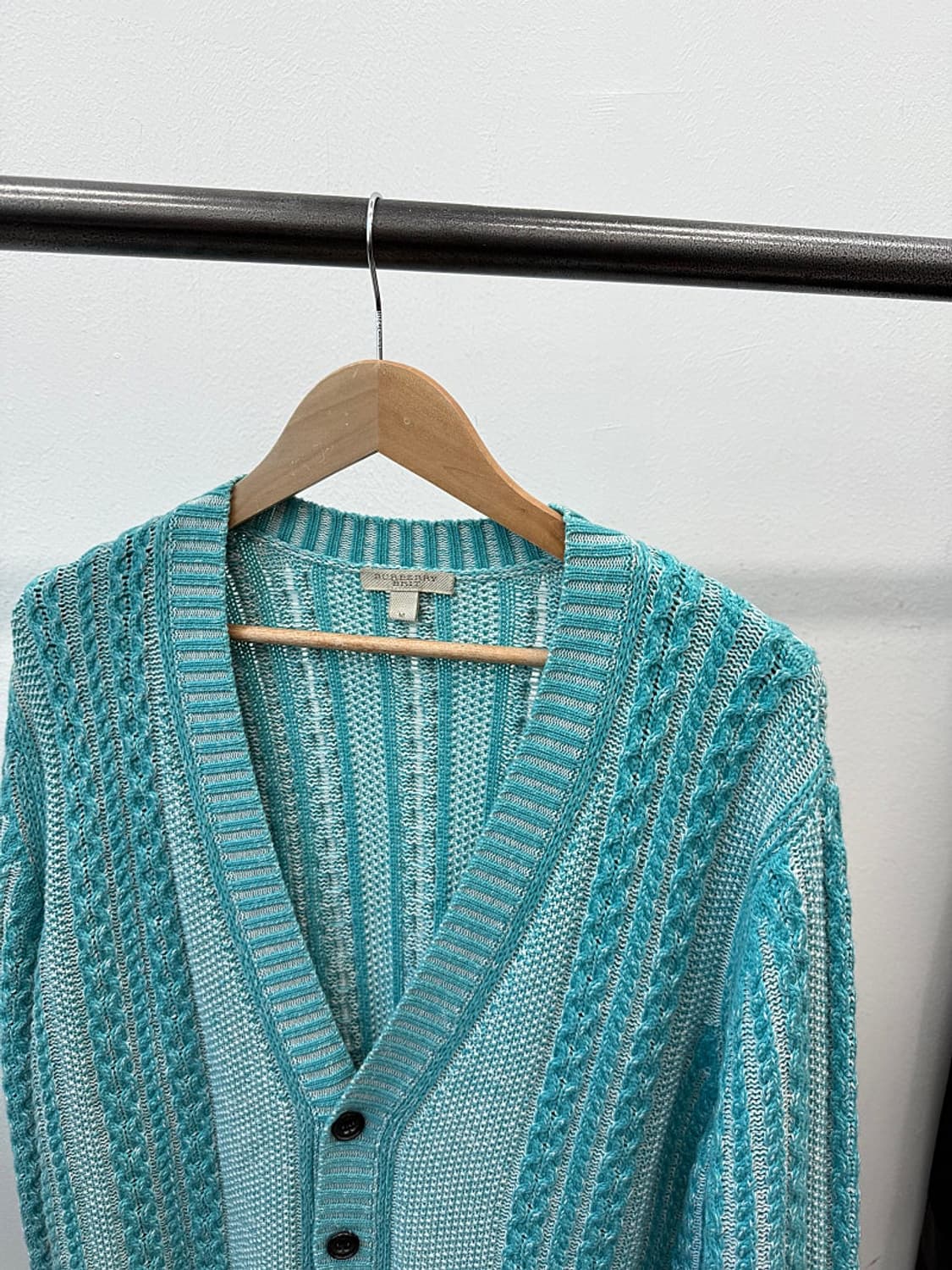 100) 버버리 씨그린 캐시미어 가디건 상품이미지2