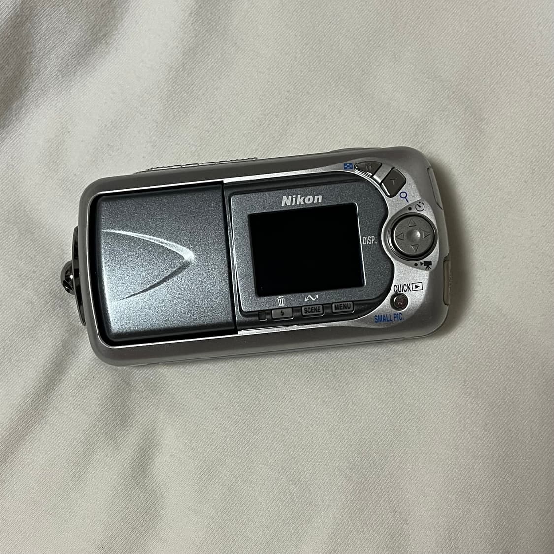 니콘 쿨픽스 3500 디지털카메라 상품이미지2