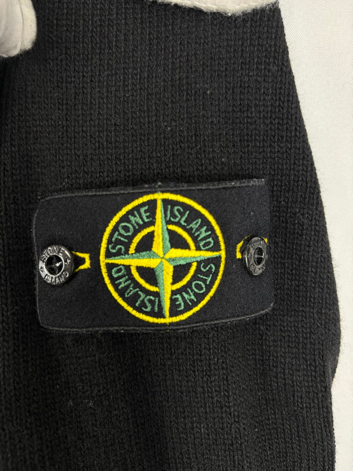 (정품,XL)스톤아일랜드 와펜 크루넥 울 니트 블랙 상품이미지3