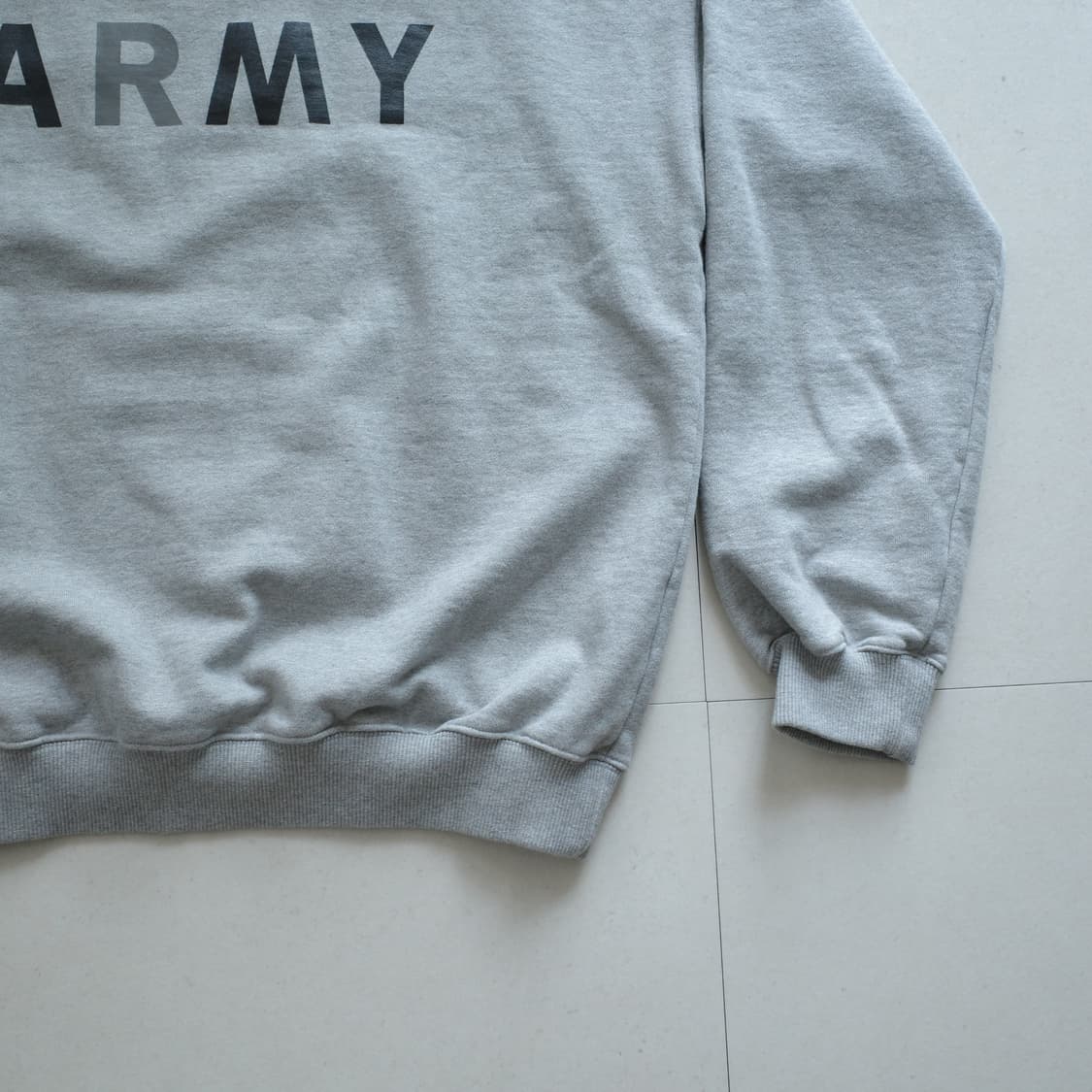 [Deutero] 듀테로 ARMY 스웨트셔츠 그레이 (L)-택없는 새상품 상품이미지3