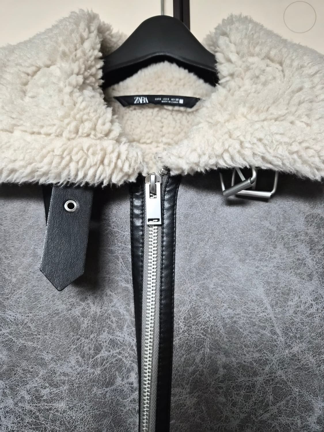 ZARA 여성 인조가죽 무스탕 자켓 S size 상품이미지5
