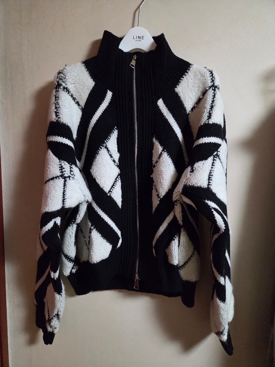 르니앤맥코이 다이아몬드 니트 집업 FF 새제품 상품이미지1