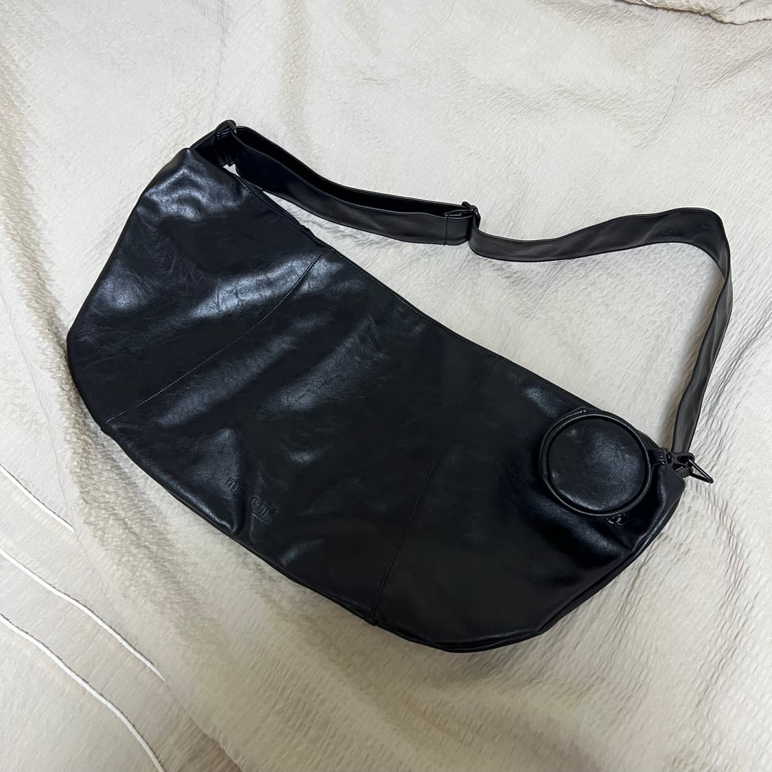 마크니 레더 크로스백 상품이미지3