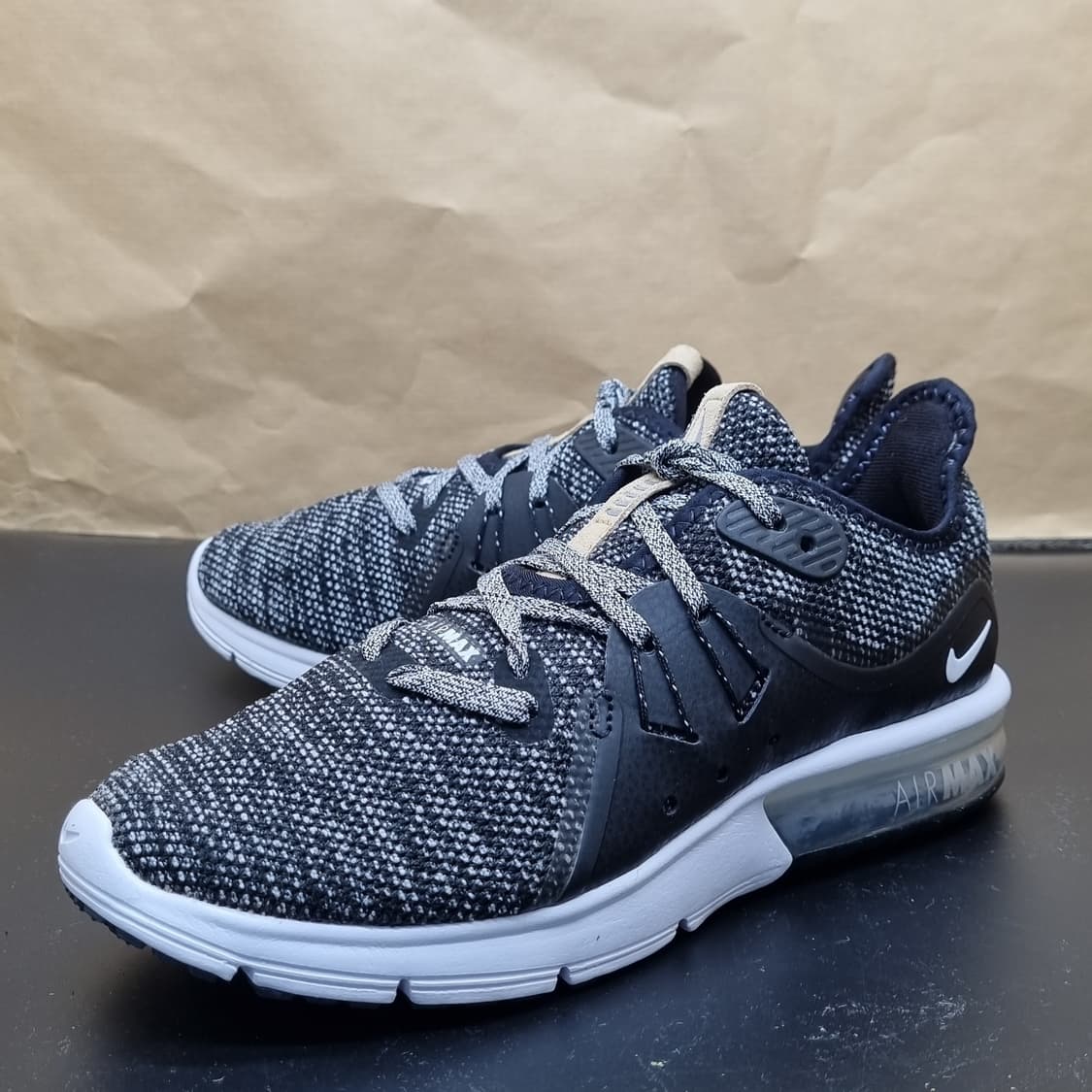 나이키 에어맥스 시퀀트3 여성운동화225 상품이미지1