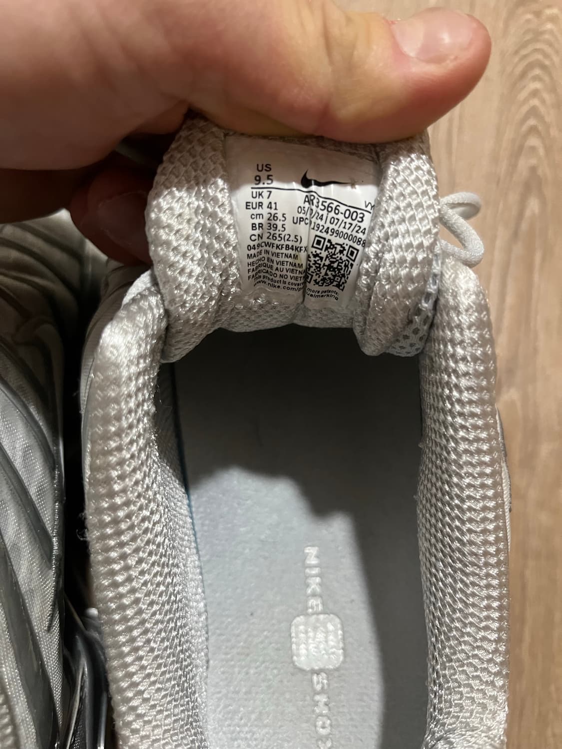 나이키 샥스tl 퓨어 플래티넘 앤 메탈릭 실버 265 상품이미지7