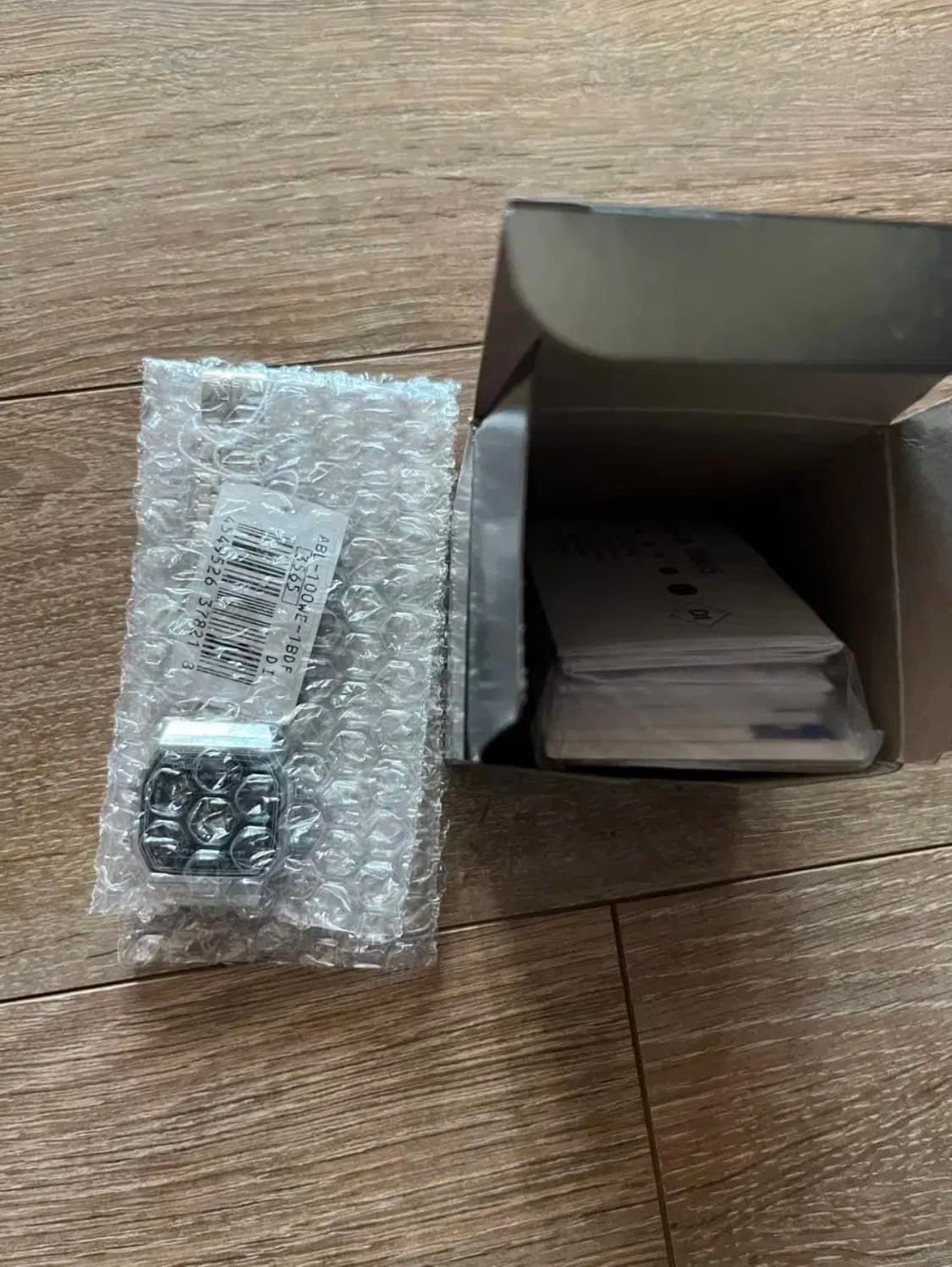 카시오 ABL-100WE-1BDF  상품이미지4