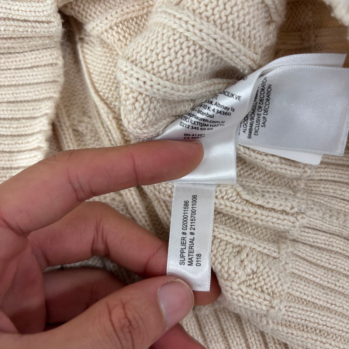 폴로 브이넥 니트 상품이미지8