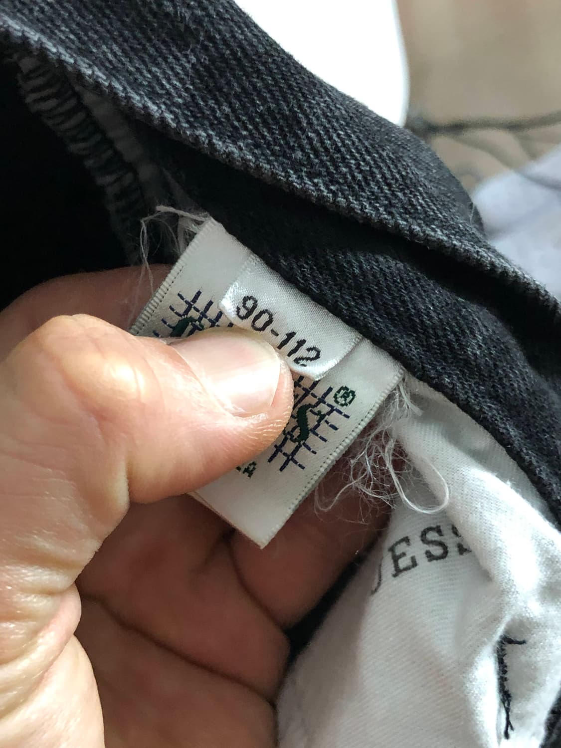 게스 스트레이트 핏 흑청 블랙진 데님 청바지 상품이미지6