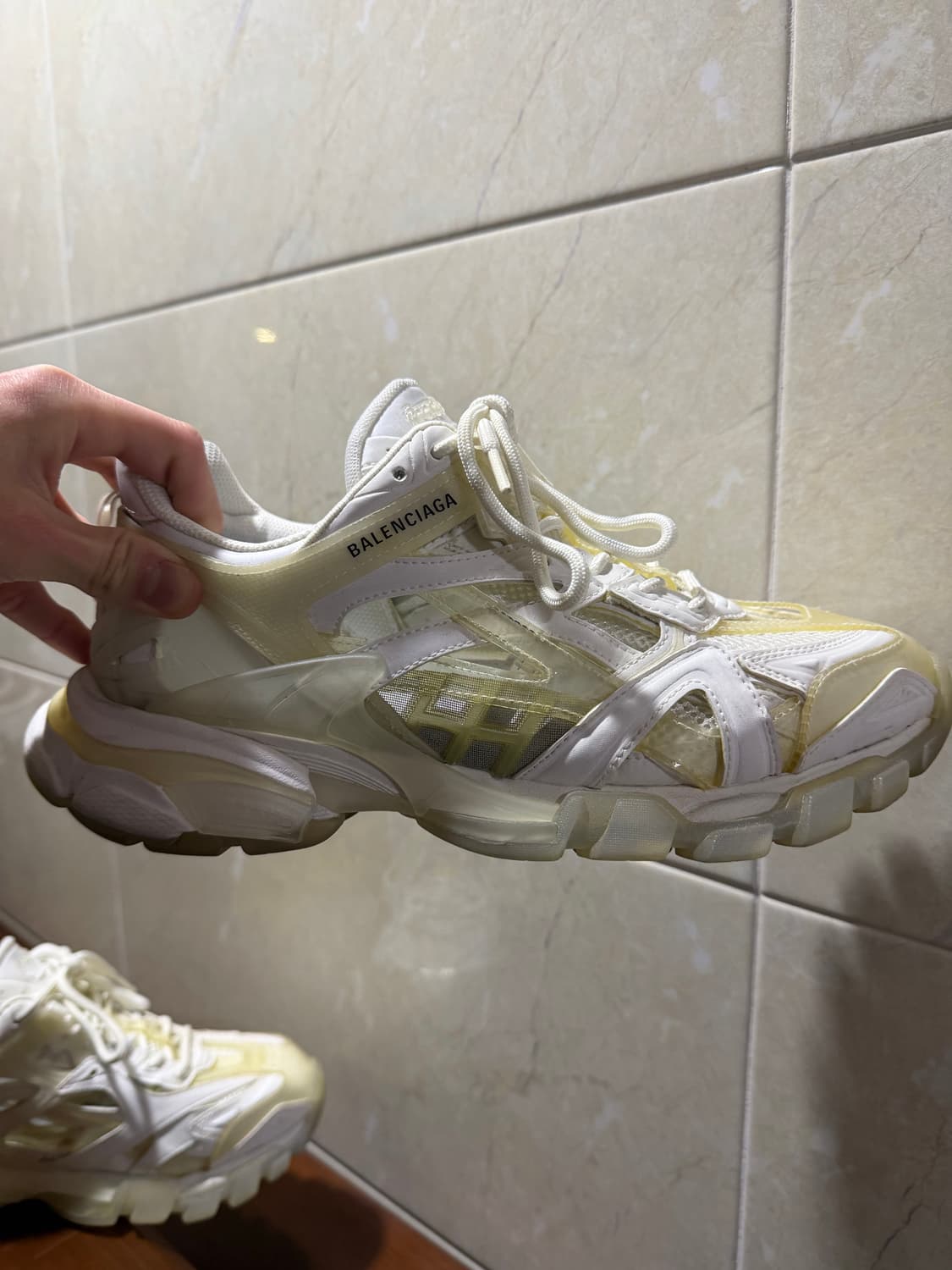 발렌시아가 트랙2 상품이미지2