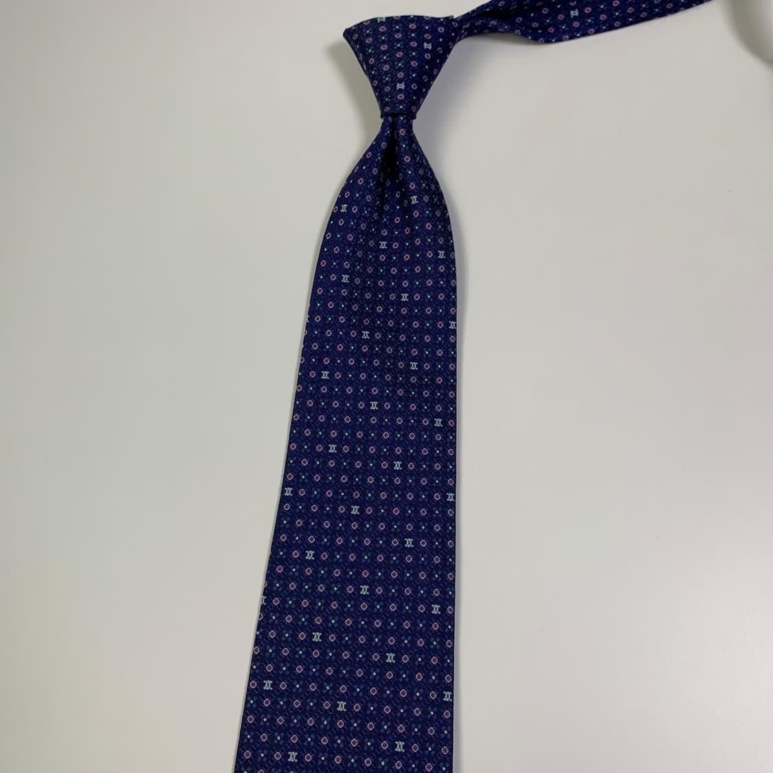 셀린느(CELINE) 명품넥타이 로고플레이 도트패턴 A+등급 8.8cm 상품이미지8