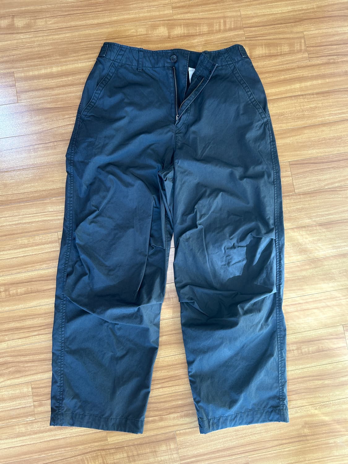 유니클로u 파라슈트팬츠 상품이미지1