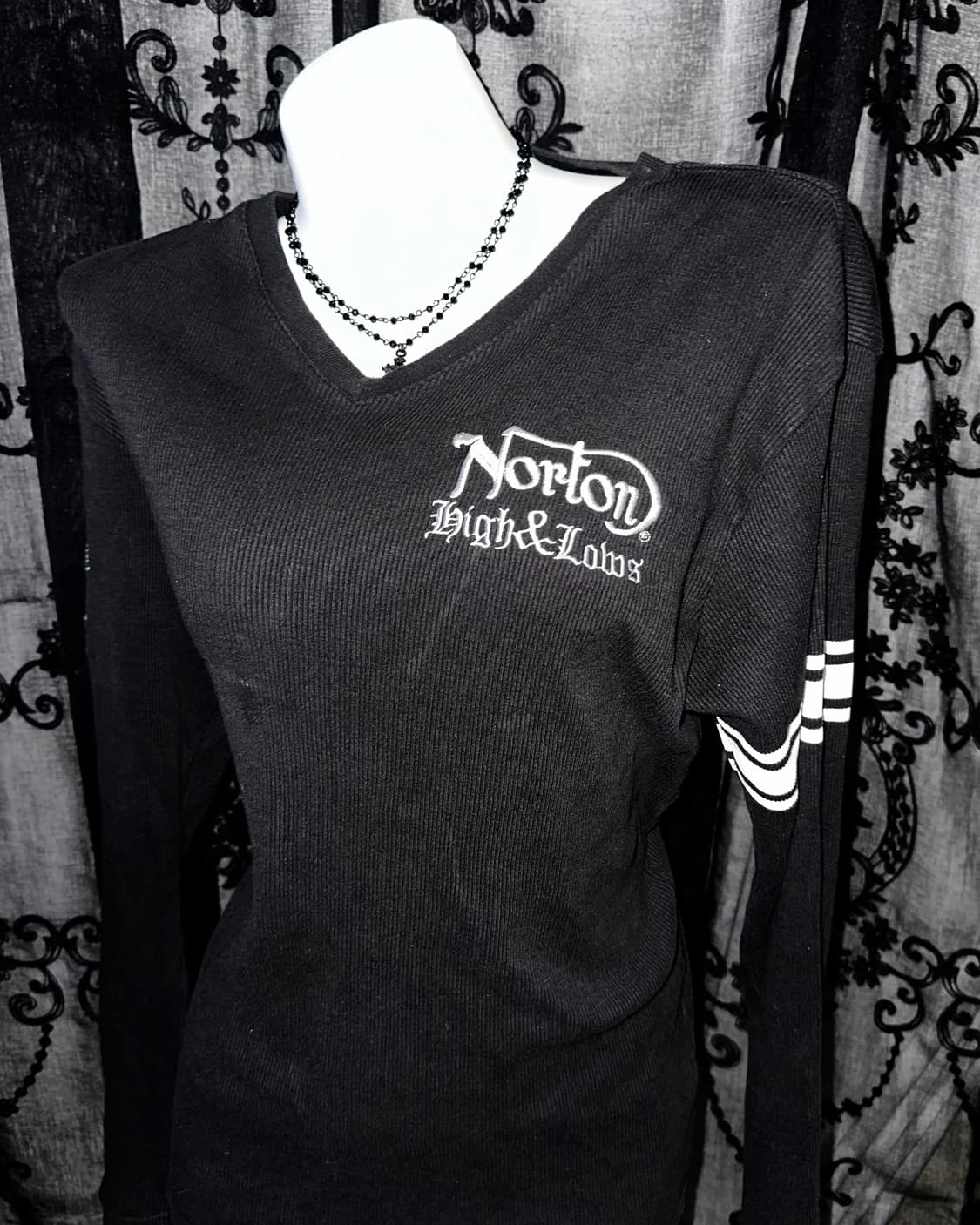 Noton Black Lettering Long Sleeve 상품이미지3